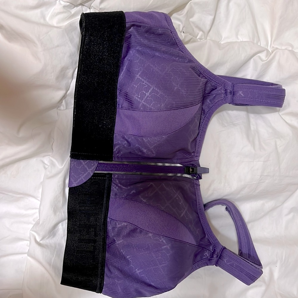 SHEFIT sports bra